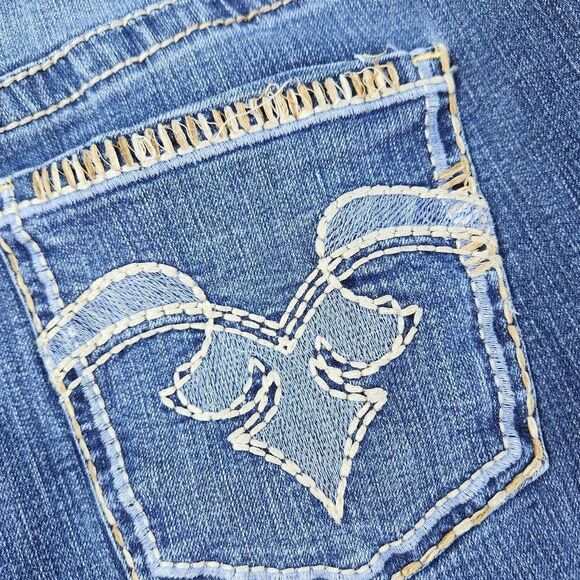 💇‍♀️Lane Bryant Blue Denim Tan Embroider Capri Jeans Size 18 - Picture 8 of 10